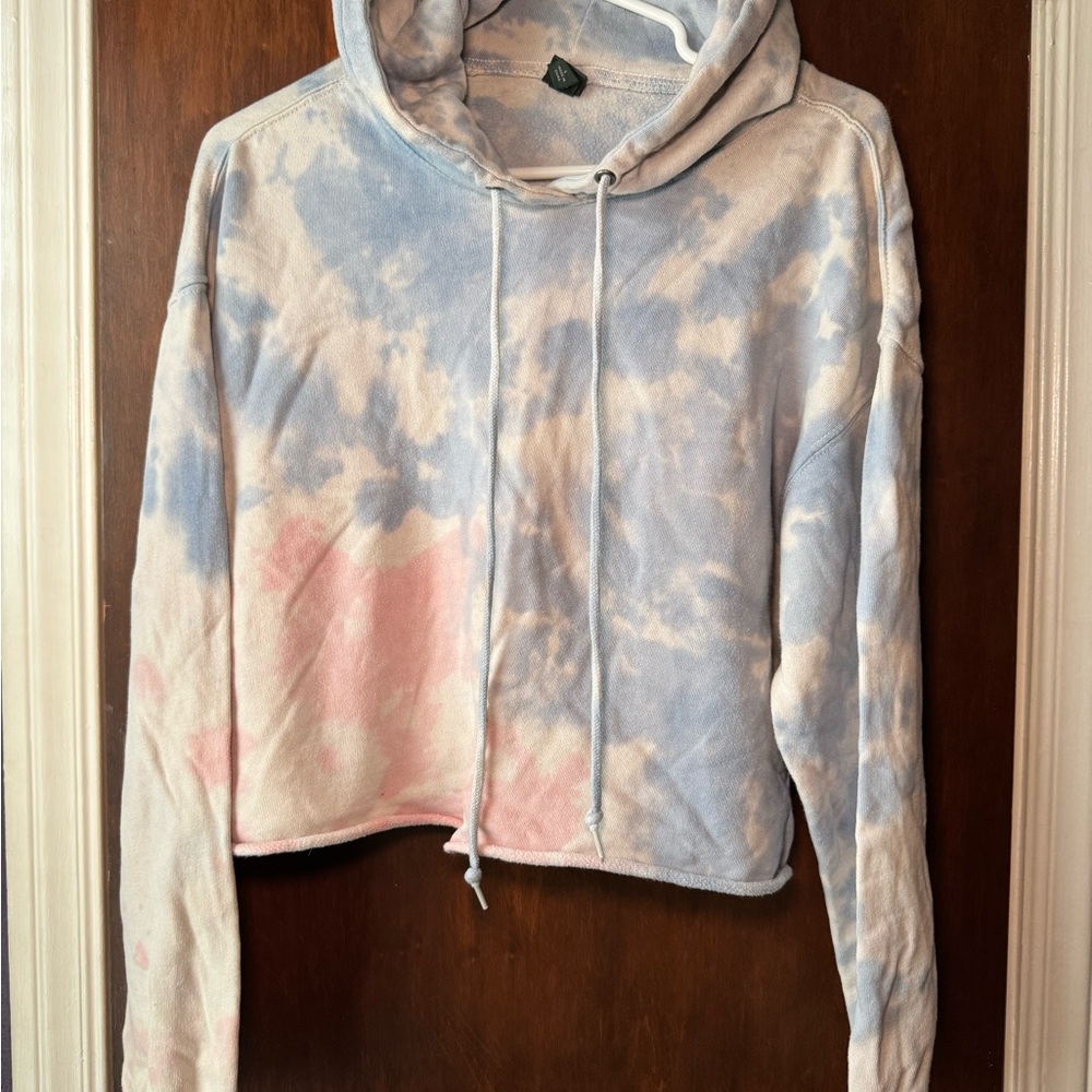Wild Fable Pastel Tie-Dye Cropped Hoodie